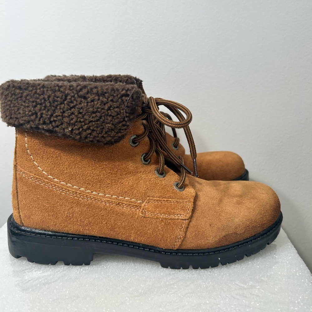 Earth Shoe Women’s Stadium Boots